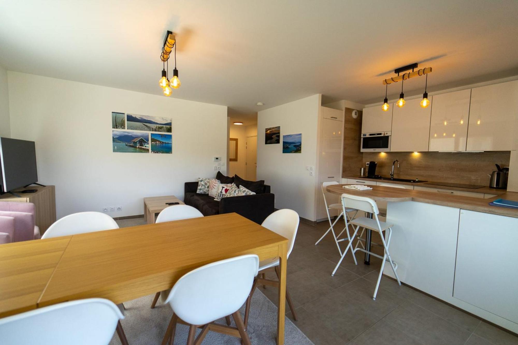 La Douce Folie - Apartment For 4 To 5 People In سُفرييه المظهر الخارجي الصورة